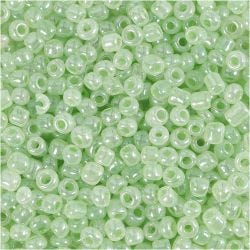 Rocaillesperler, dia. 3 mm, str. 8/0, hullstr. 0,6-1,0 mm, soft grønn, 25 g/ 1 pk.