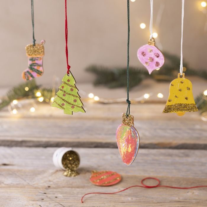 Juledekorasjoner med bioglitter