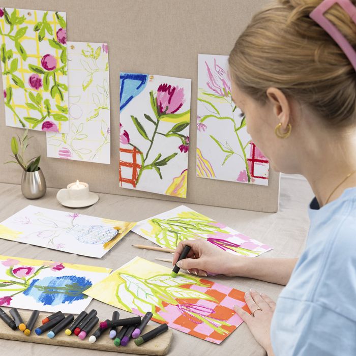 Fargerike kunstverk med oljepasteller