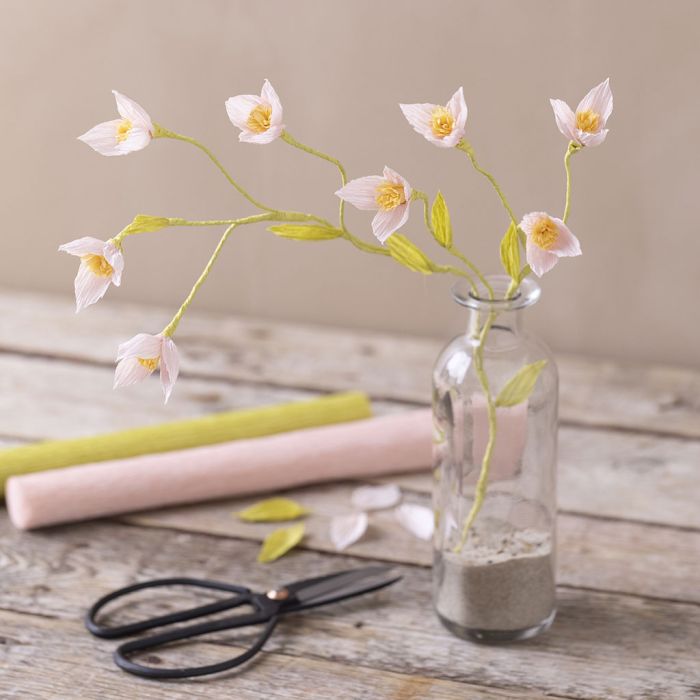 Kirsebærgren av kreppapir