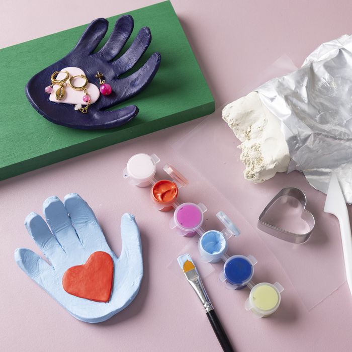 Smykkefat i selvherdende leire