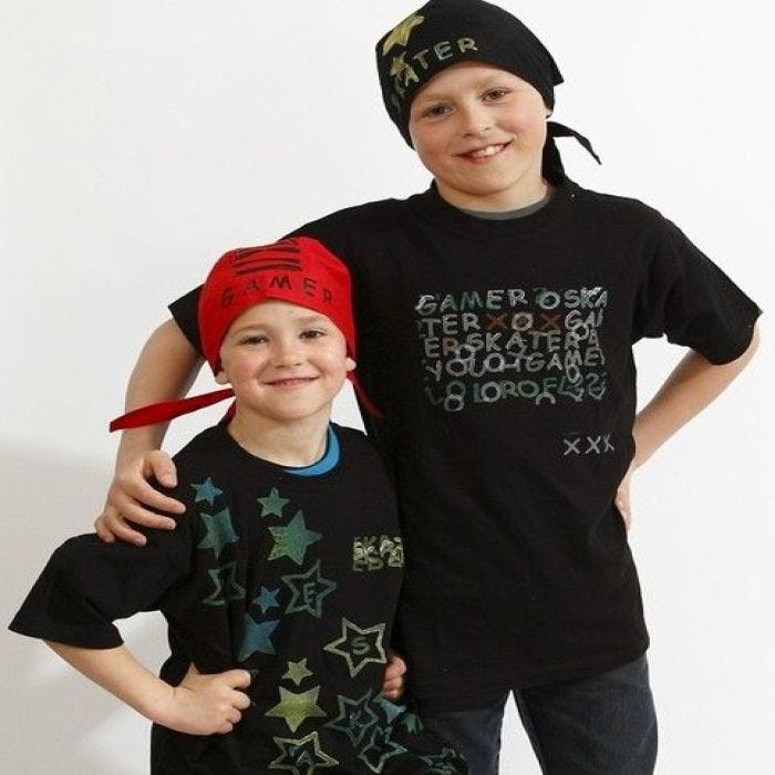 T-shirts og bandanas med stempeltrykk