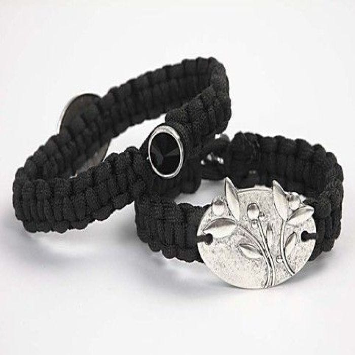 Knyttet armbånd