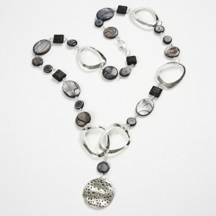 Halskjede med Oyster Beads
