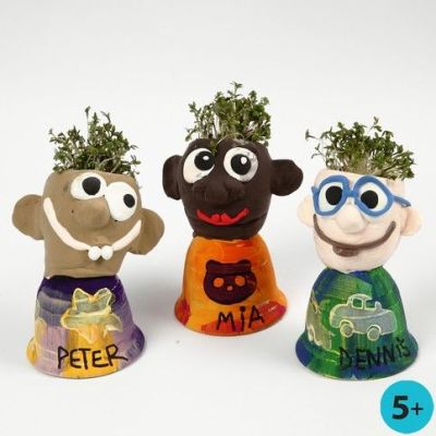 Figurer av Silk Clay p&aring; klokker