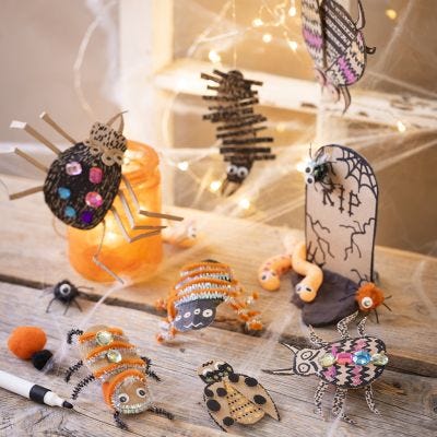 Halloween-gravplass med insekter
