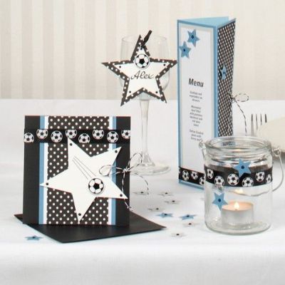 Fotball på kort som innbydelse eller gratulasjon