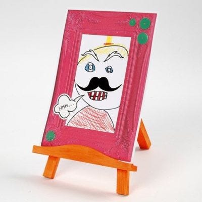 Portrett med cartoon-effekt i preget kartongramme