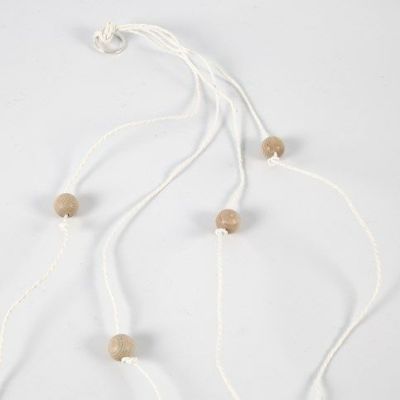 Ampel av papirgarn til svevende hylle