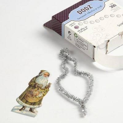 Julepynt i vintage look av chenille og  glansbilder