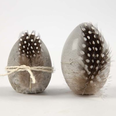 Stående egg av betong