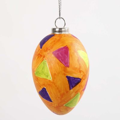 Egg med grafikk laget med glass- og porselenstusj