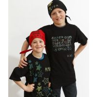 T-shirts og bandanas med stempeltrykk